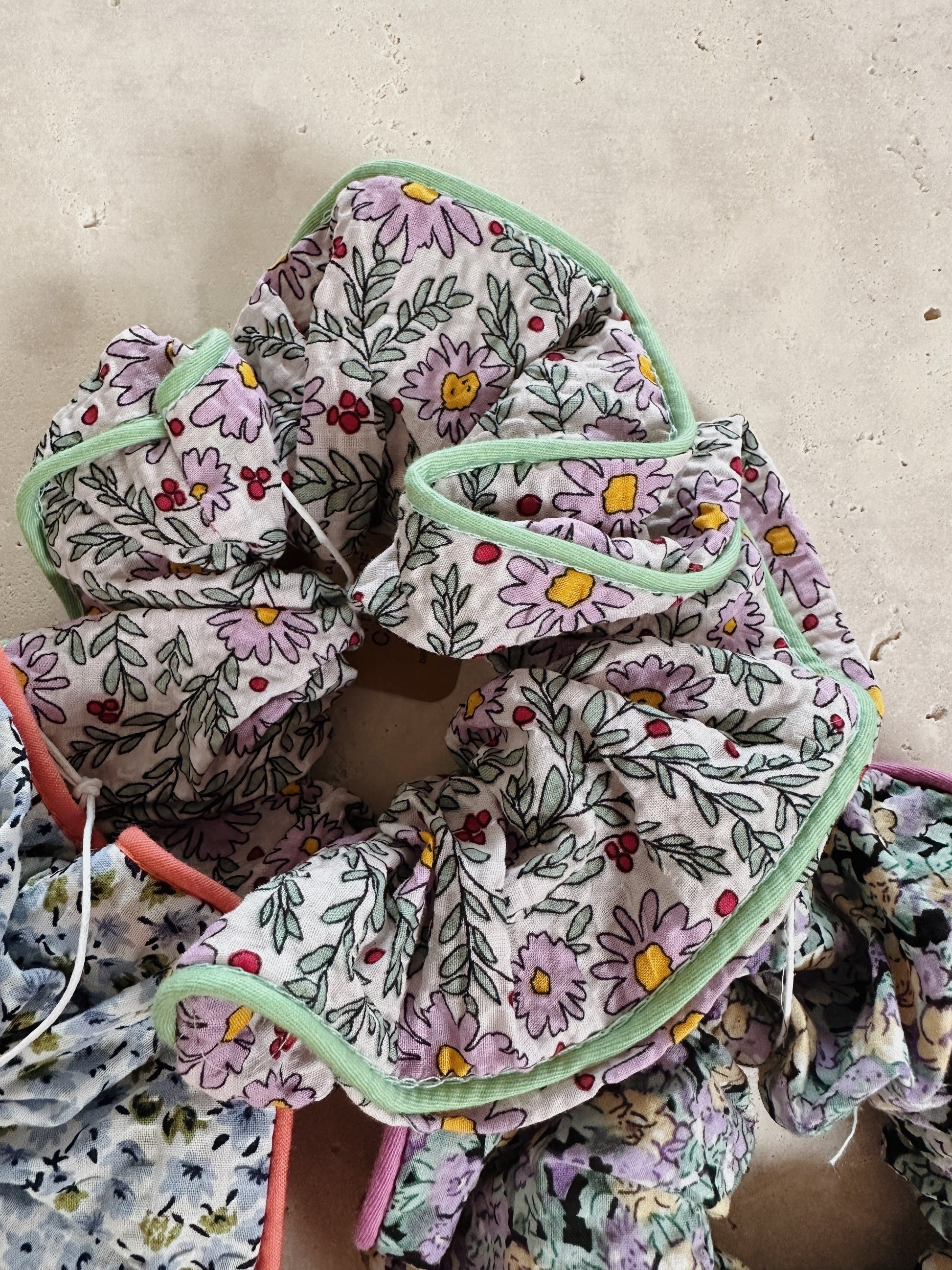 Ditsy Floral Scrunchie