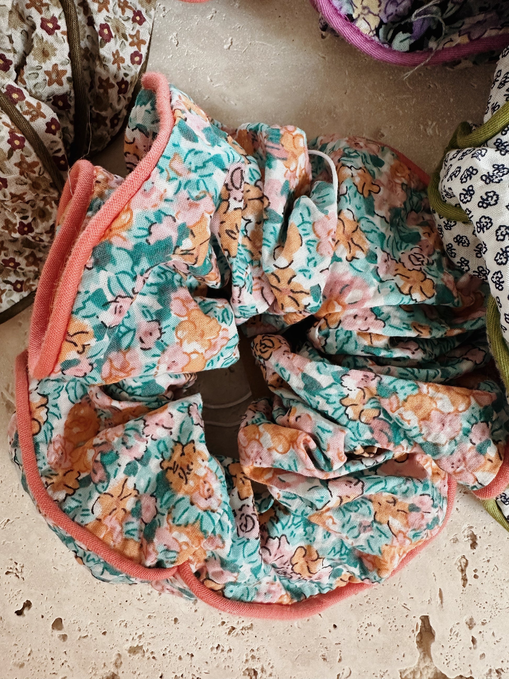 Ditsy Floral Scrunchie