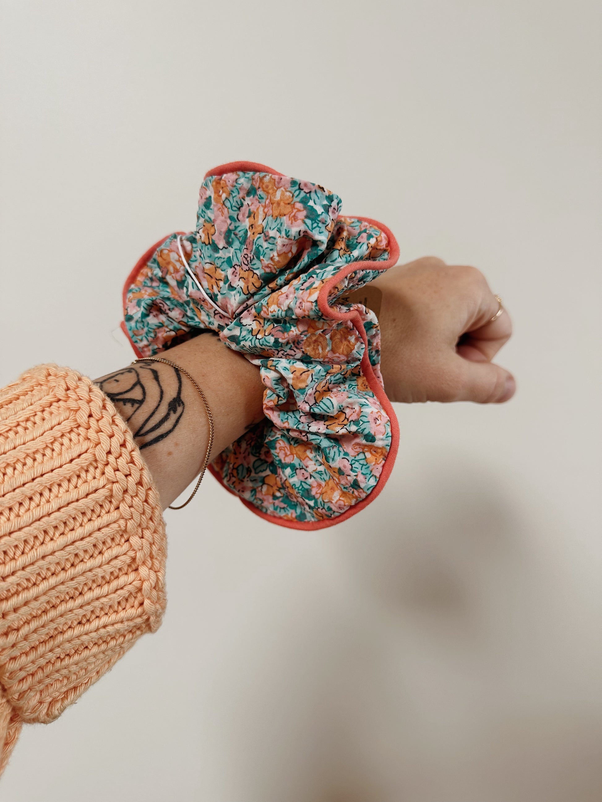 Ditsy Floral Scrunchie