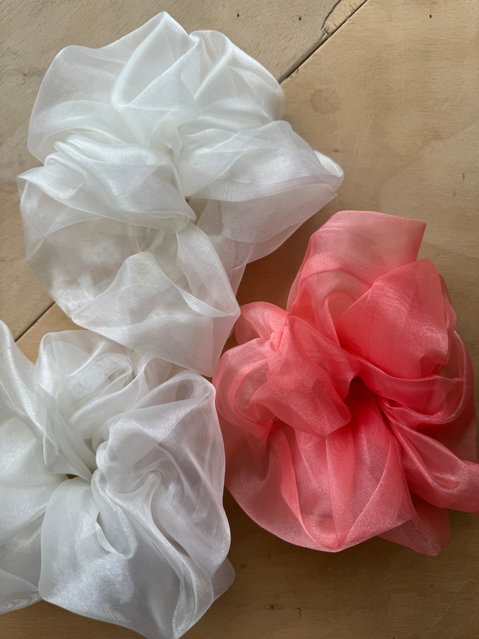 Giant Organza Scrunchie