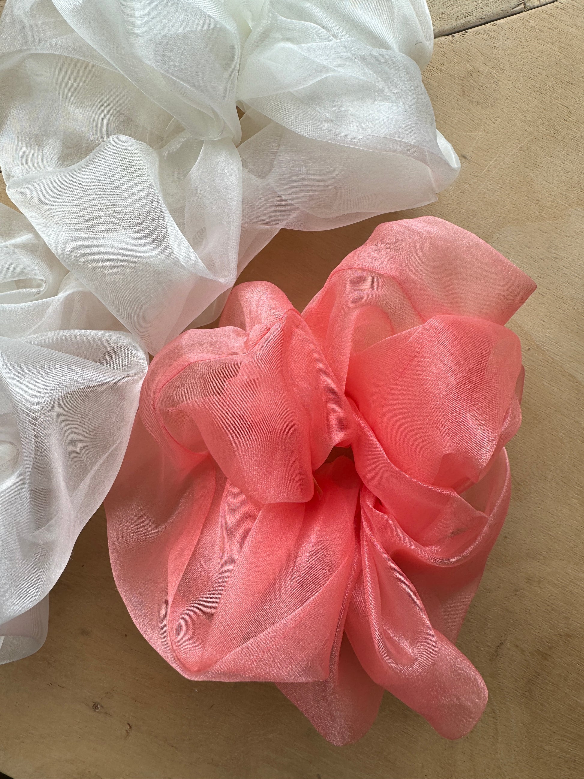 Giant Organza Scrunchie