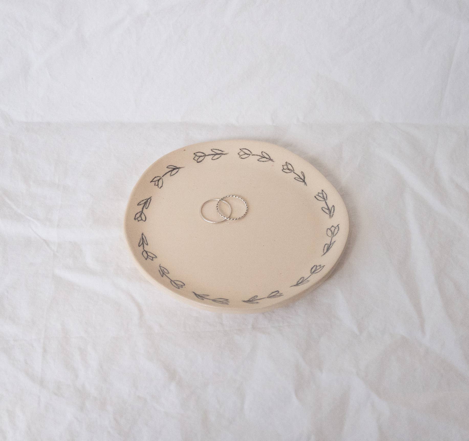 Line Drawn Tulips Catchall Plate