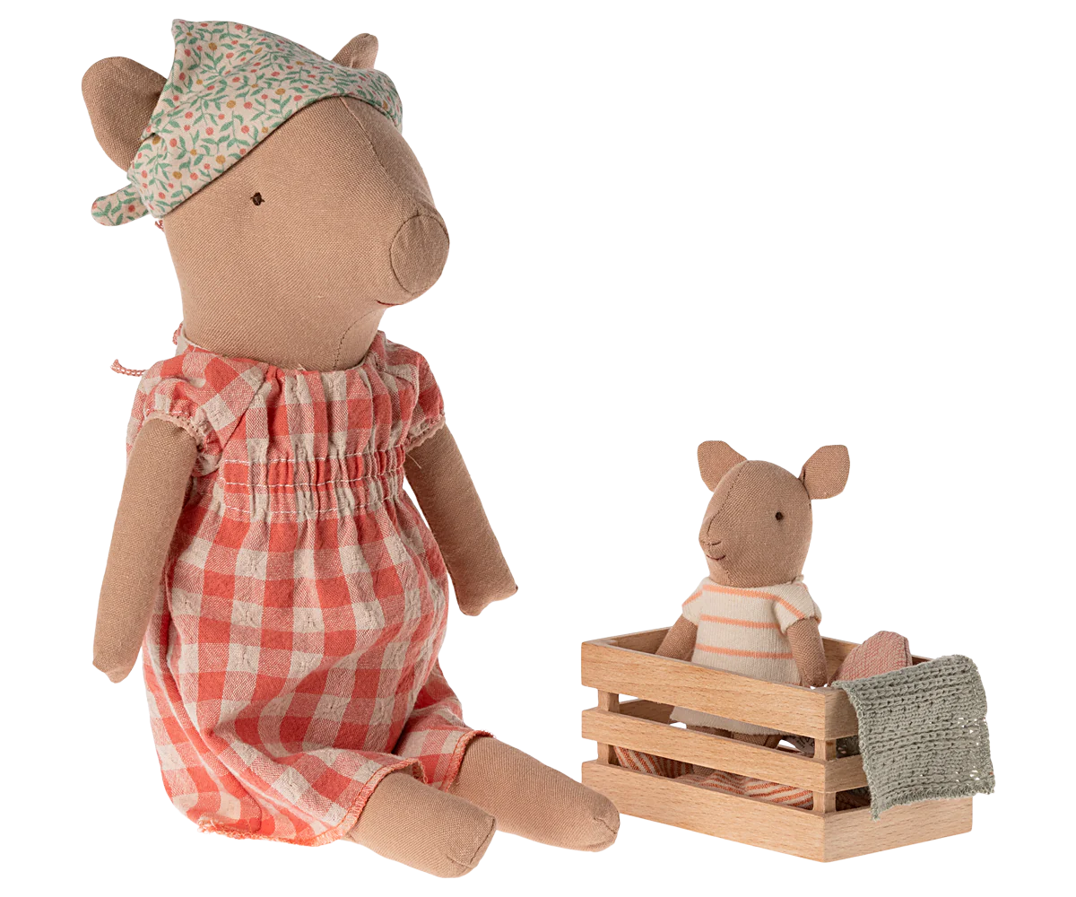 Gingham Pig
