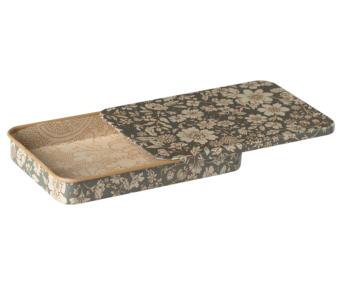 Metal Box