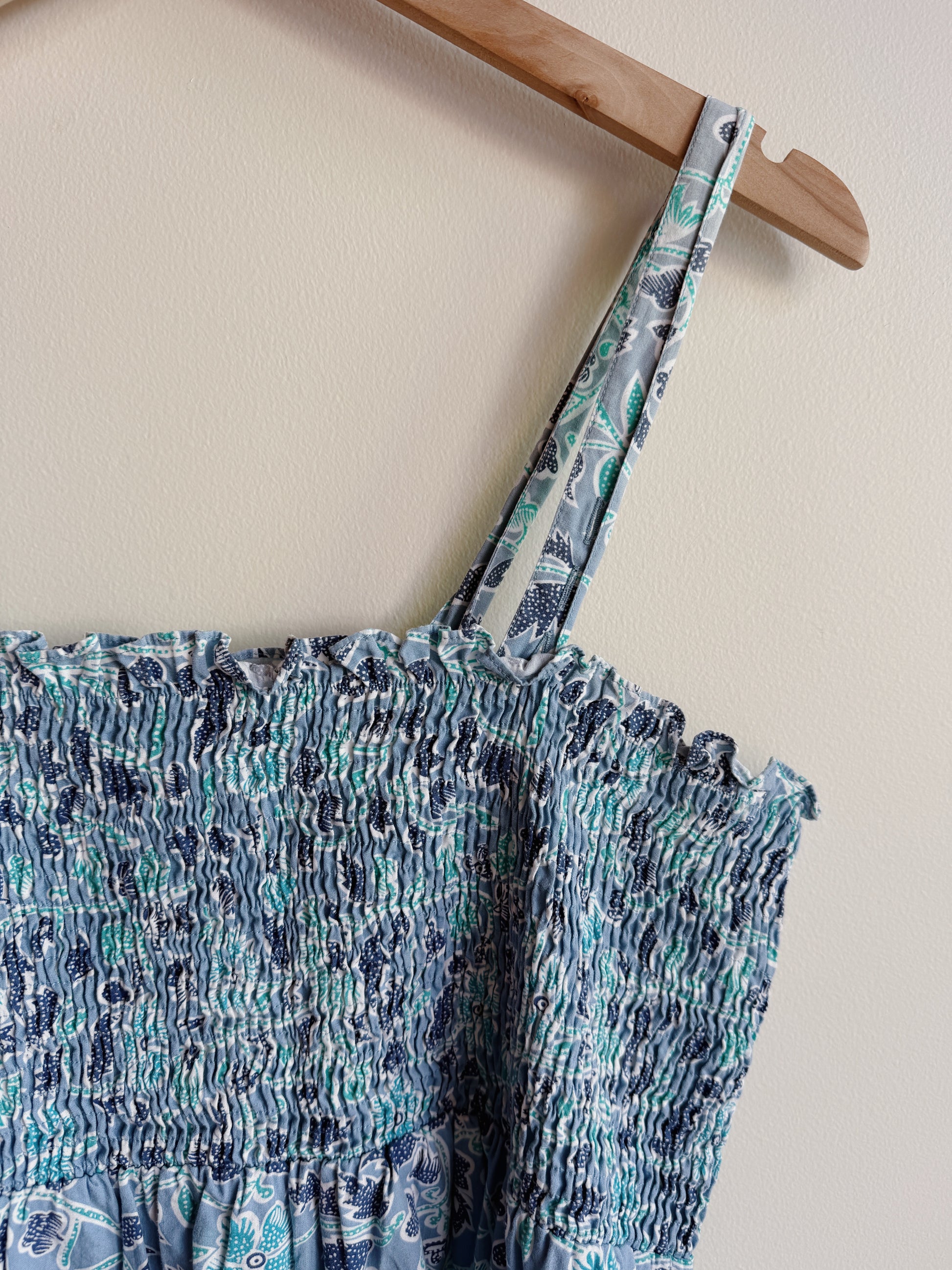Smocked Tube Tank