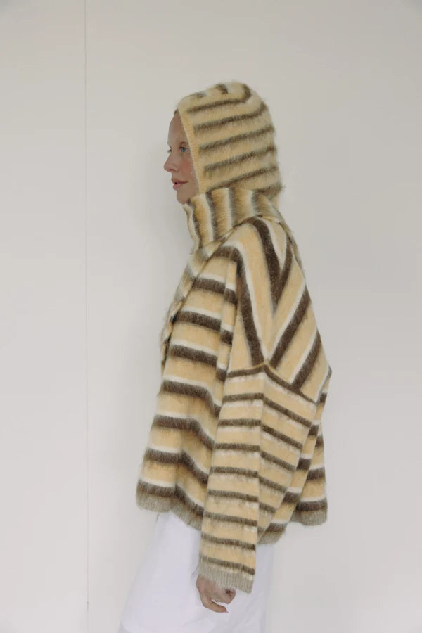 The Hooded Scarf, Stripe