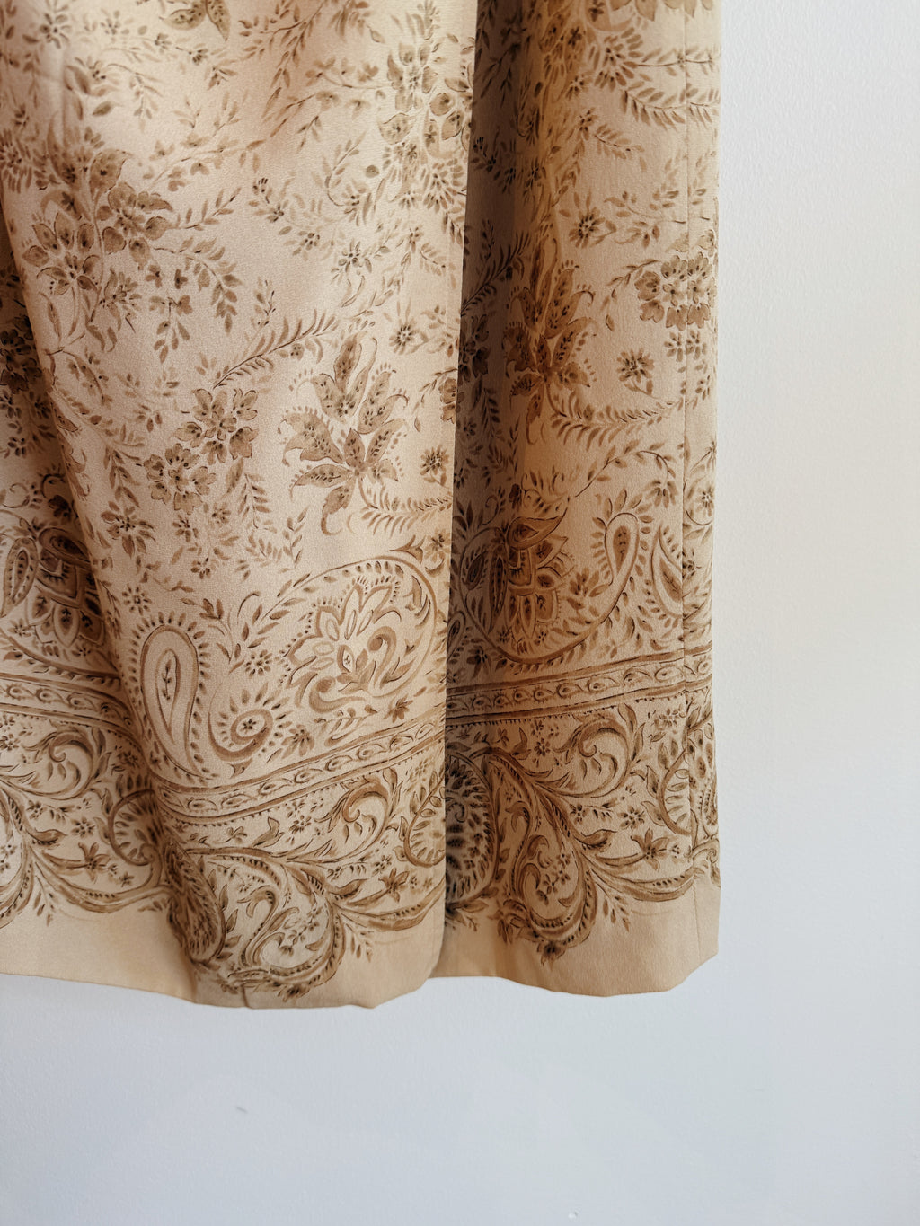 Tabots Tan Floral Silk Wrap Skirt