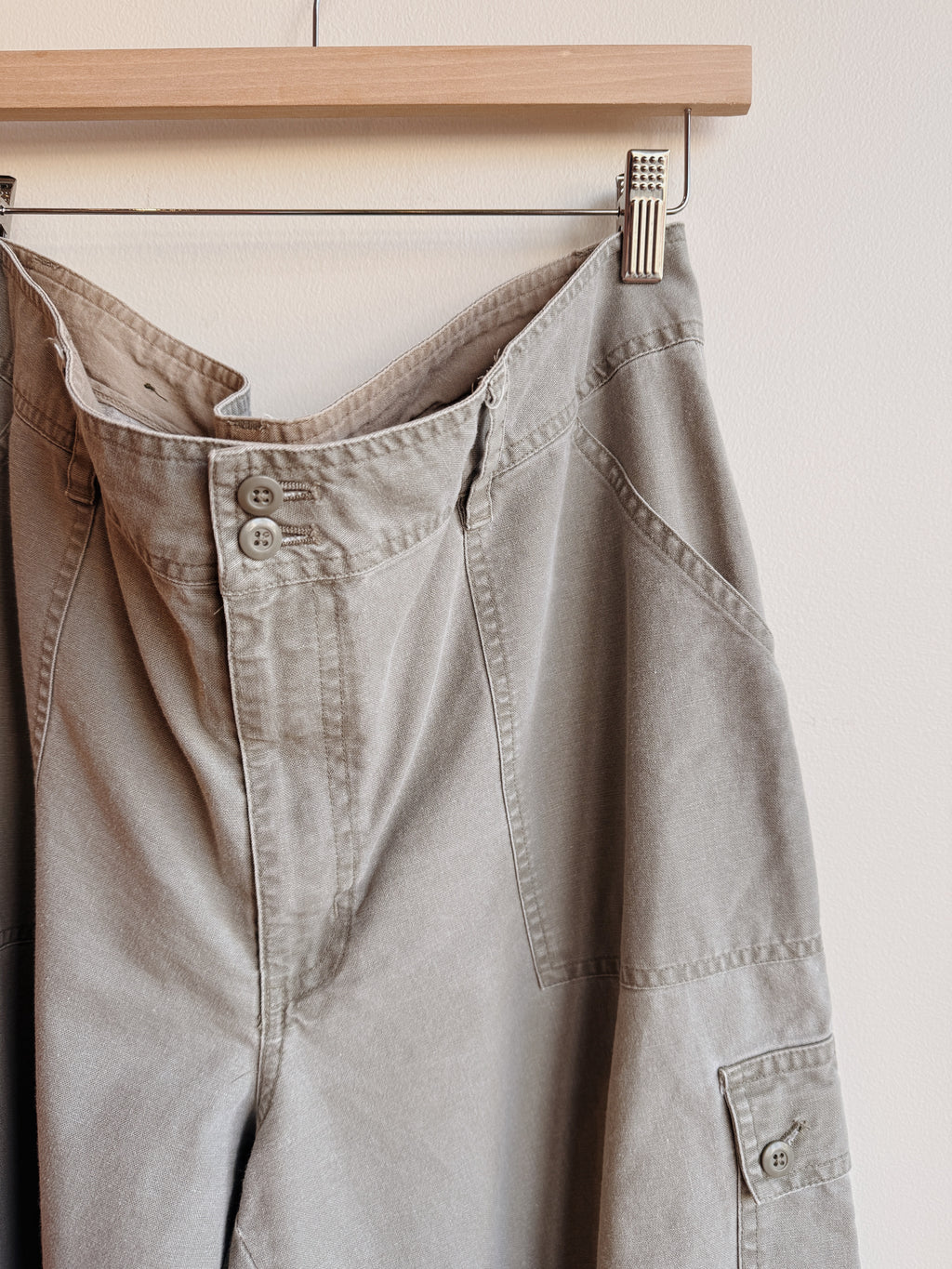Linen Cargo