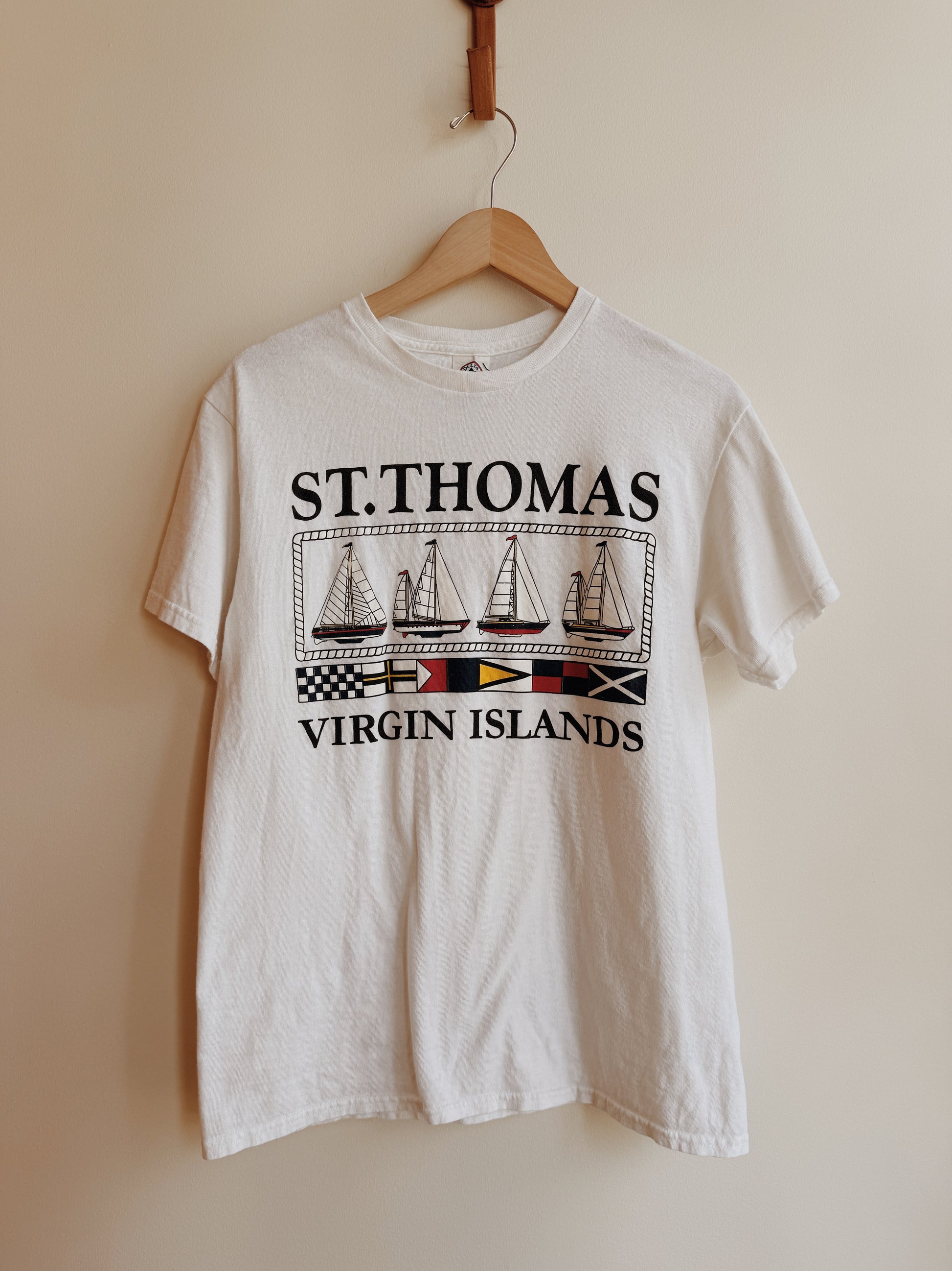 St Thomas Tee