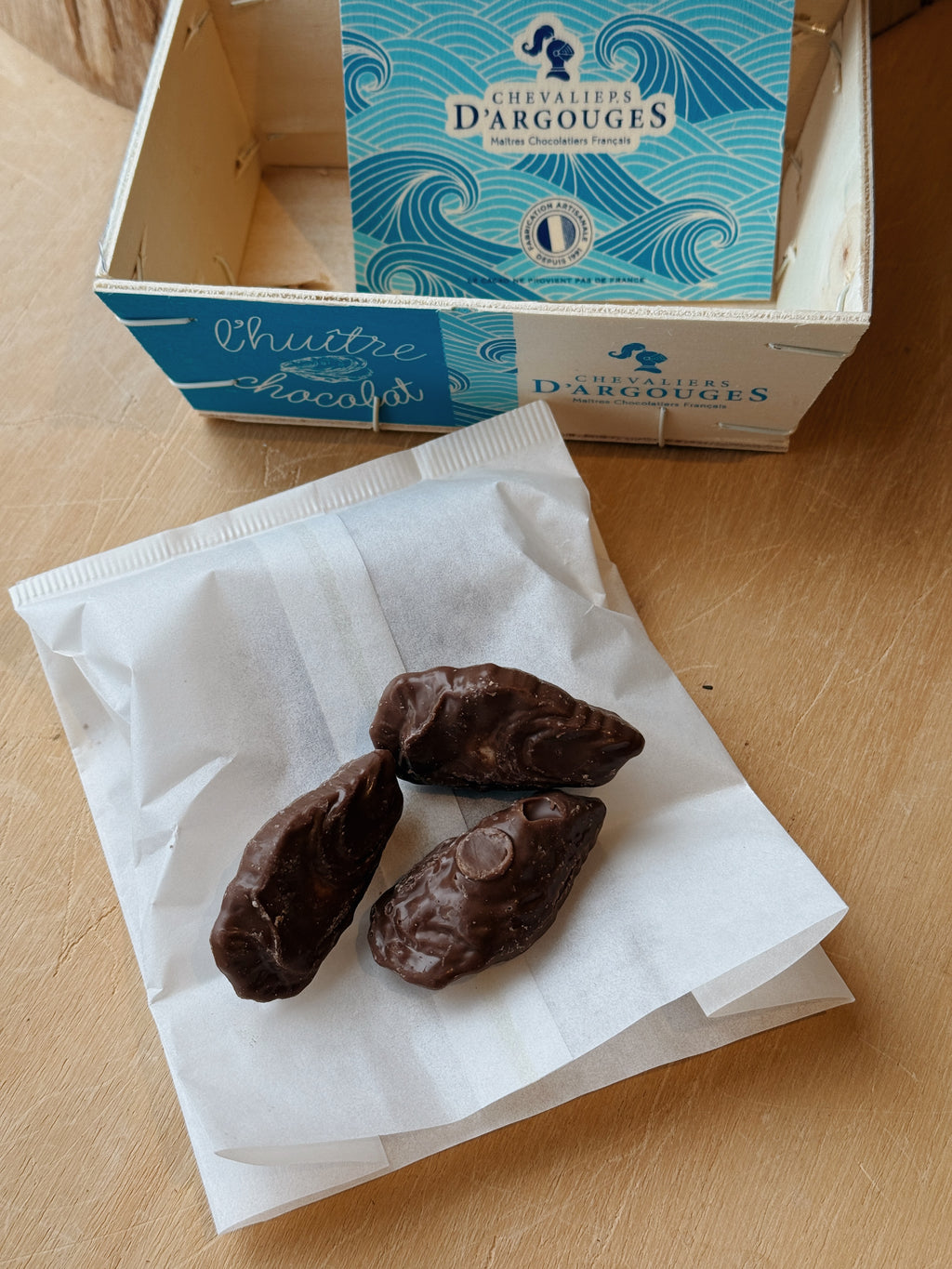 Milk Chocolate Praliné Oysters