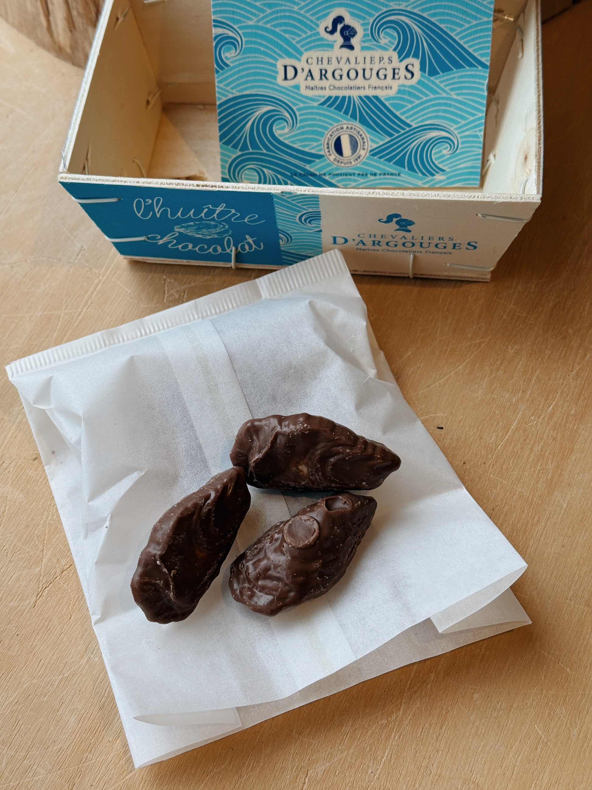 Milk Chocolate Praliné Oysters