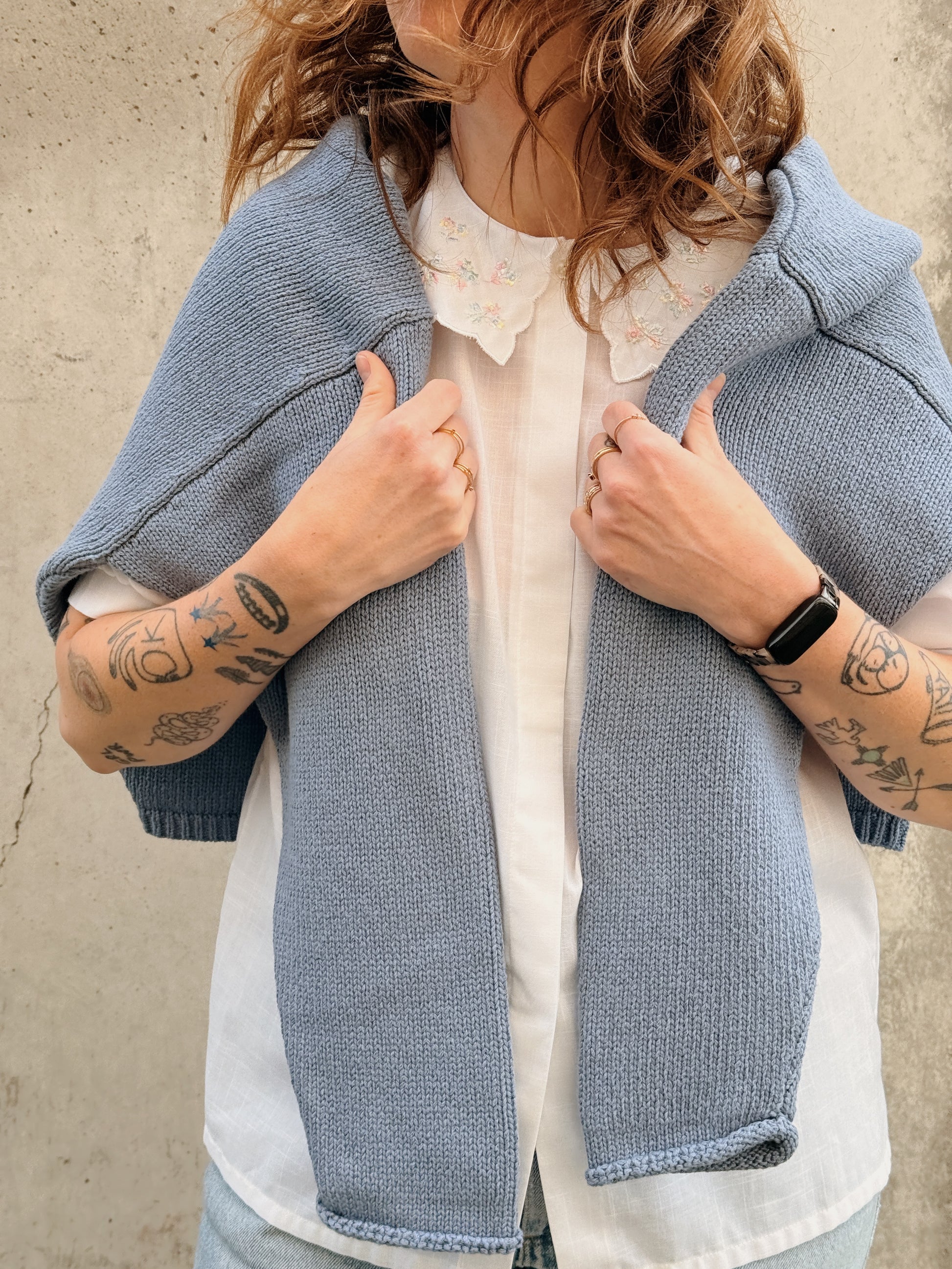 Embroidered Collar Puff Sleeve Blouse