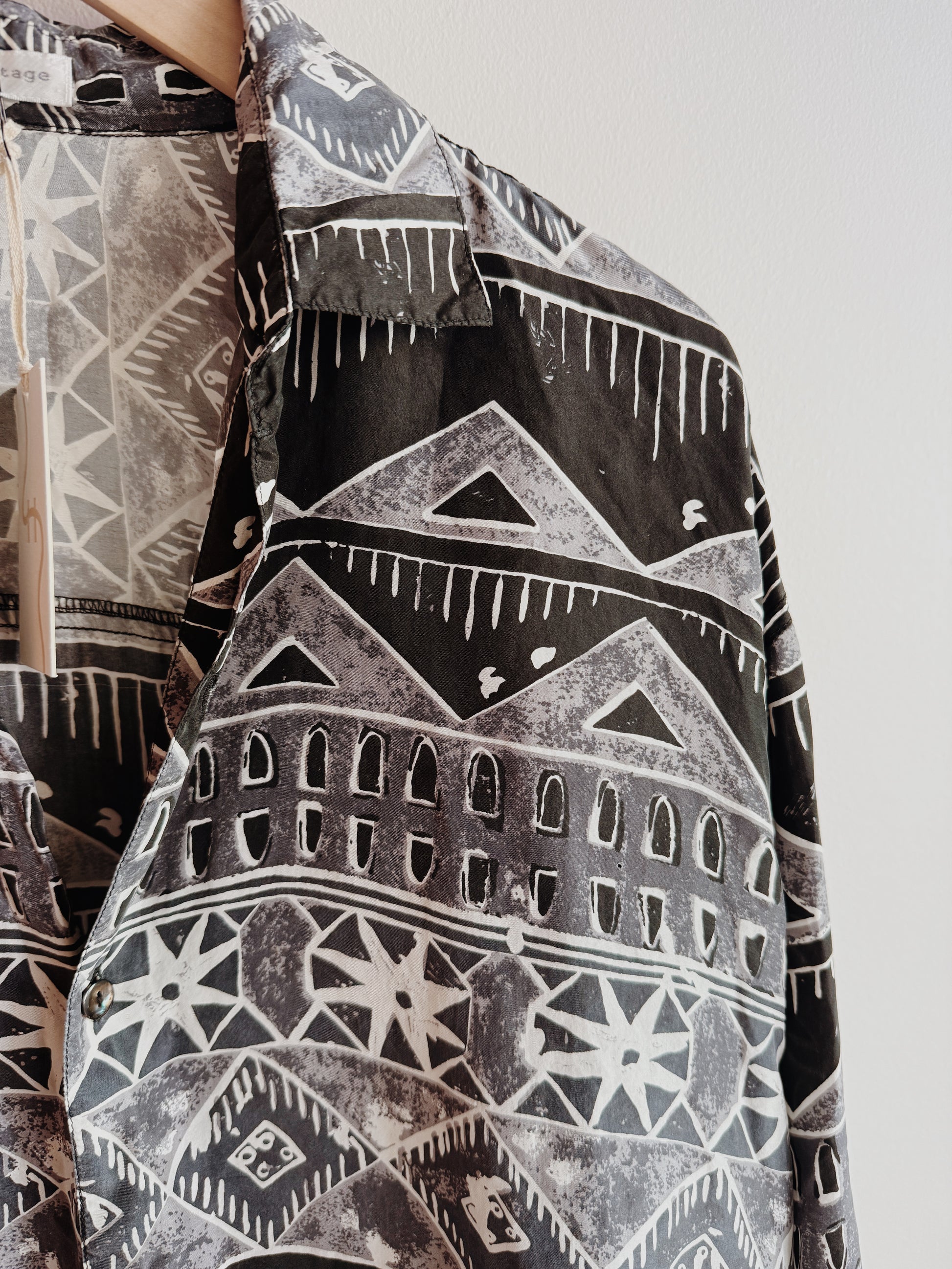 Abstract Silk Long Sleeve