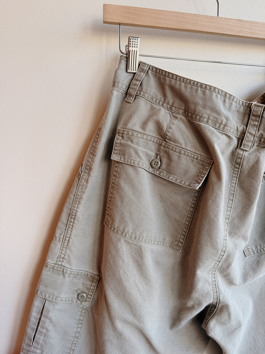 Linen Cargo