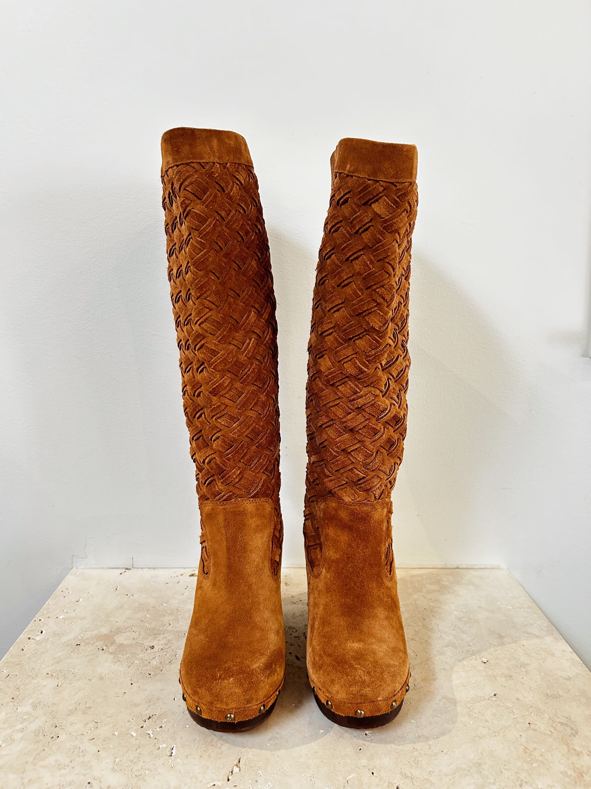 Ugg Suede Clog Boot - W7