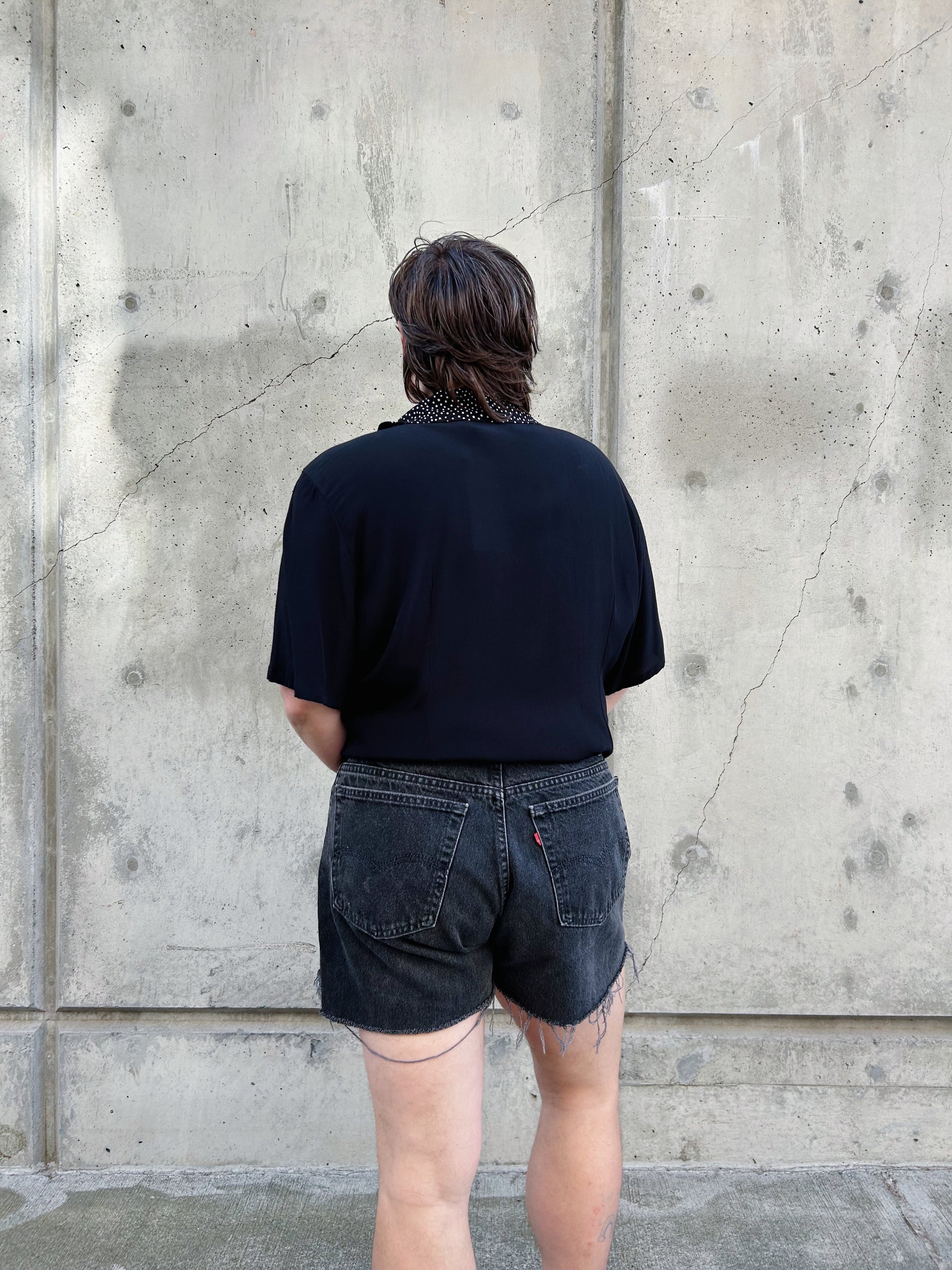 D&D black & polka dot rayon s/s shirt