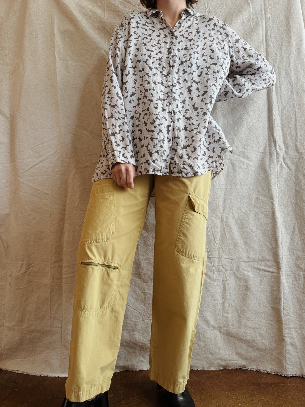 Linen Buttondown