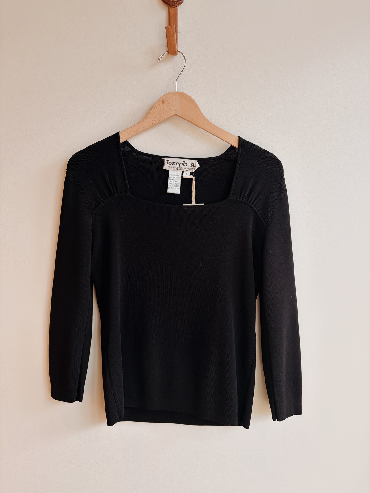 Ribbed Black Top