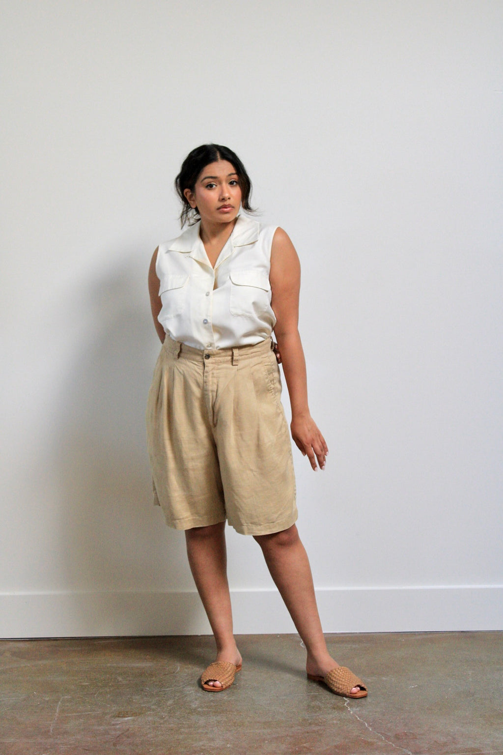 Khaki Linen Pleated Trouser Shorts