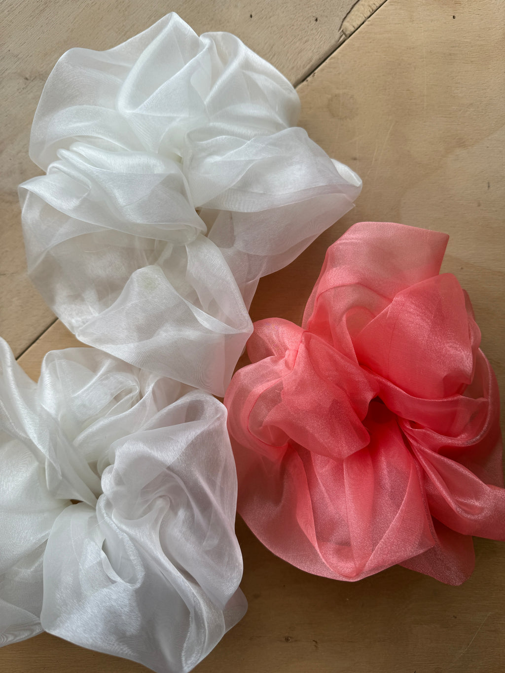 Giant Organza Scrunchie