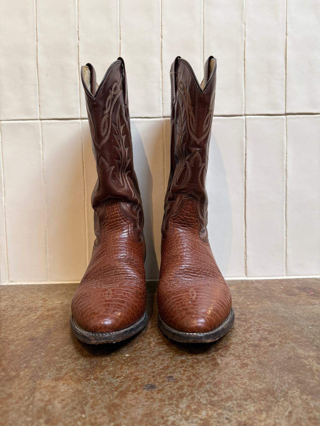 Tony Lama Cowboy Boots - 8