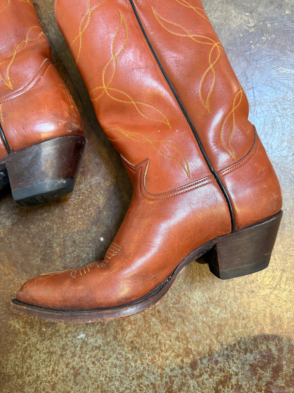 Tony Lama Cowboy Boots - 9