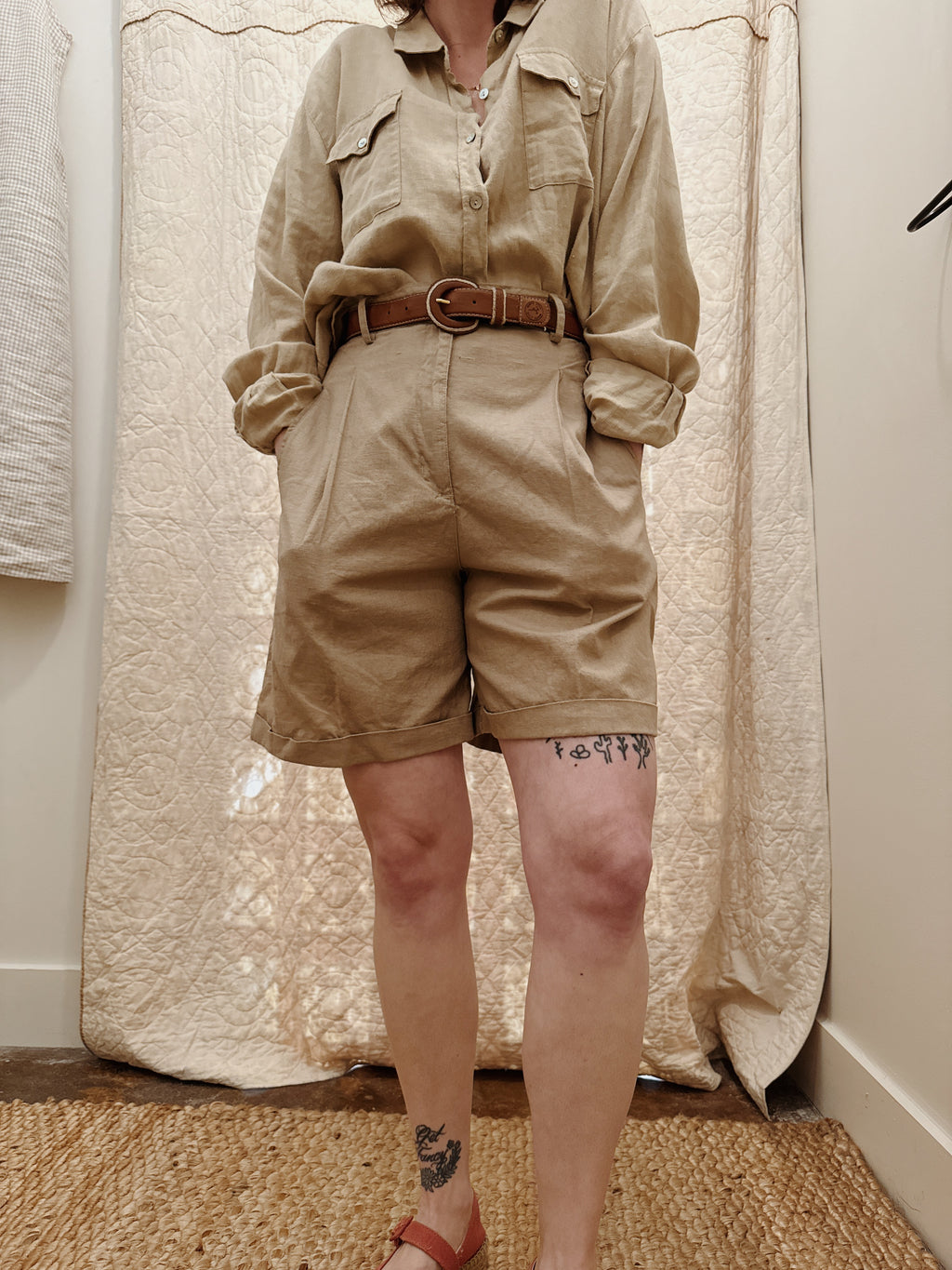 Linen Blend Shorts w Belt