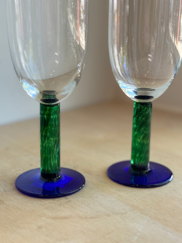Swirl Stem Wine Glasses