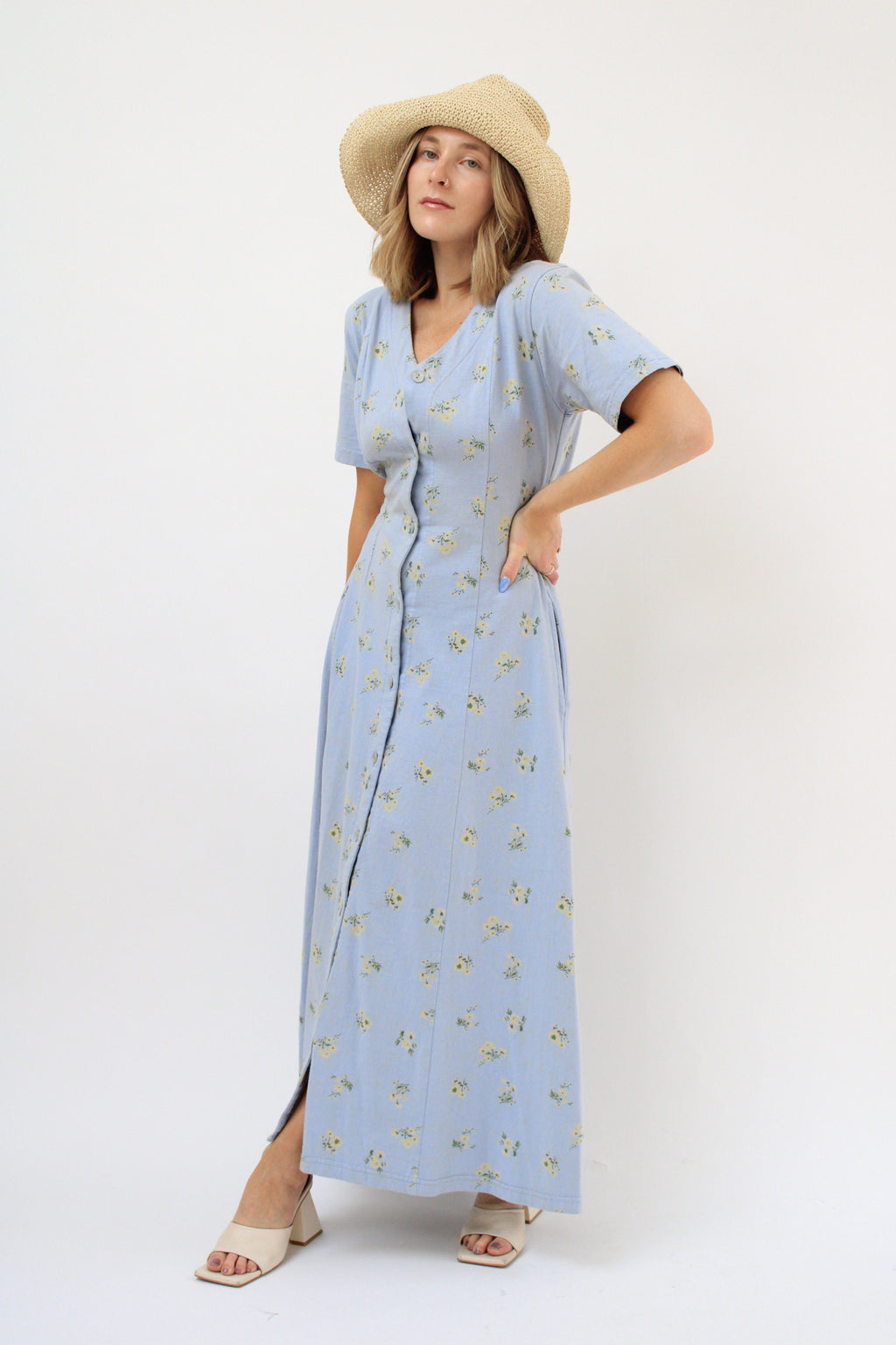 Shell Band Woven Straw Wide Brim Bucket Hat