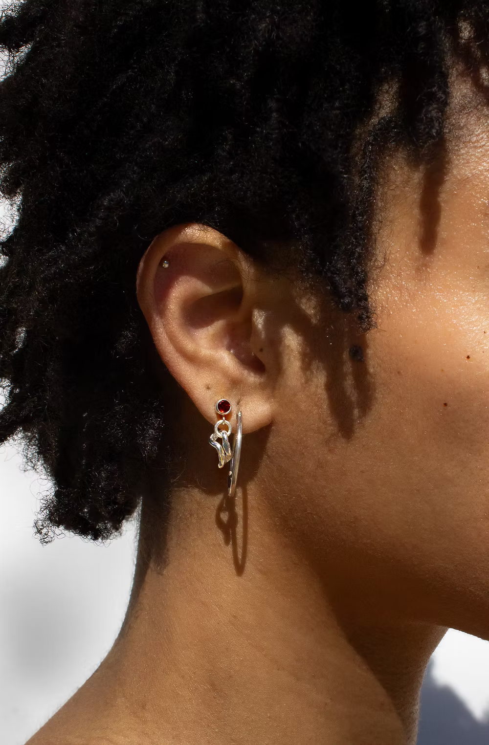 Red Vine Studs