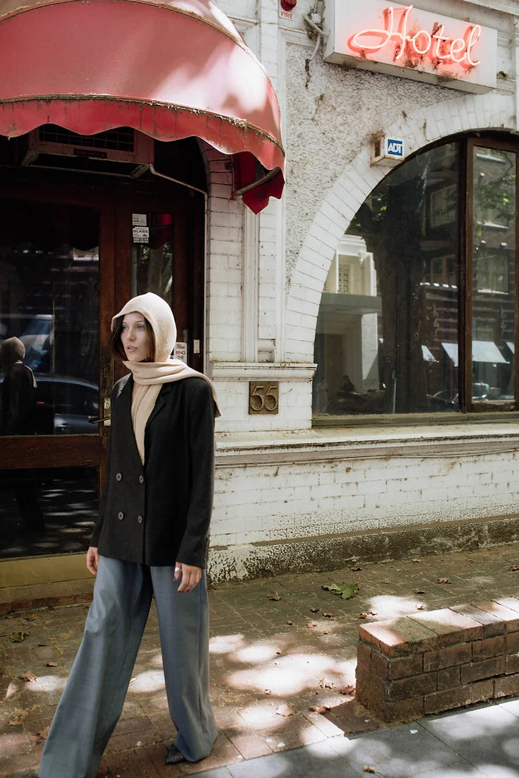 OHTI Hooded Scarf