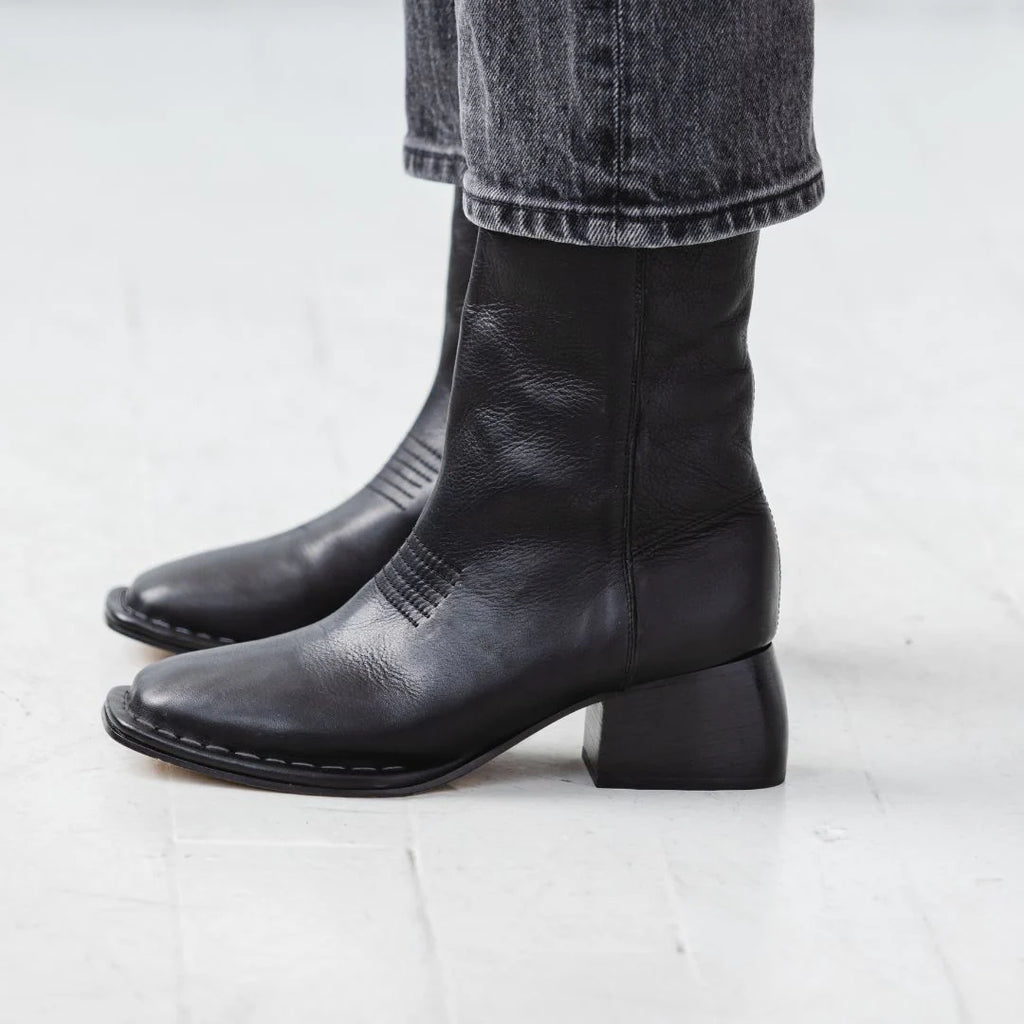 The West Boot