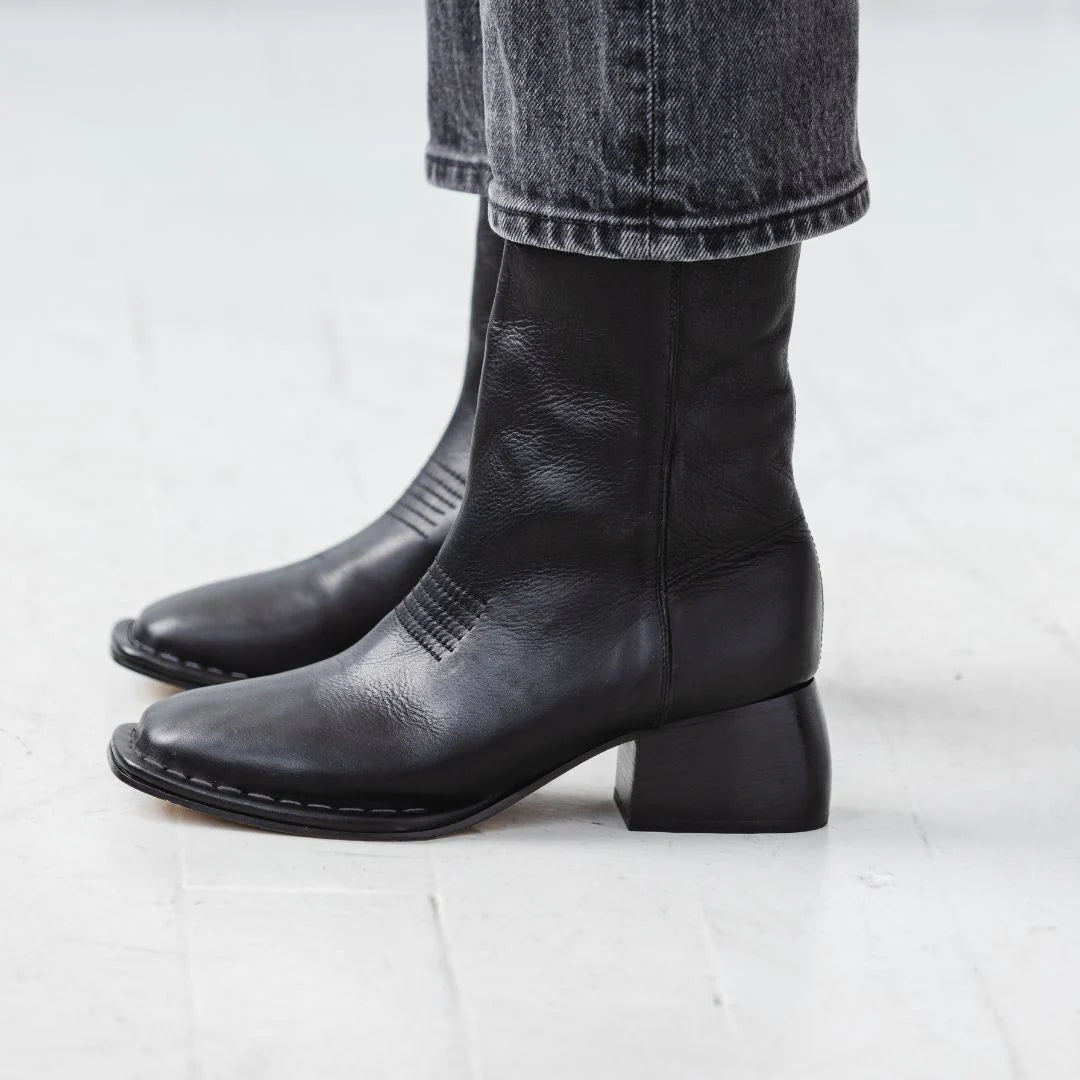 The West Boot