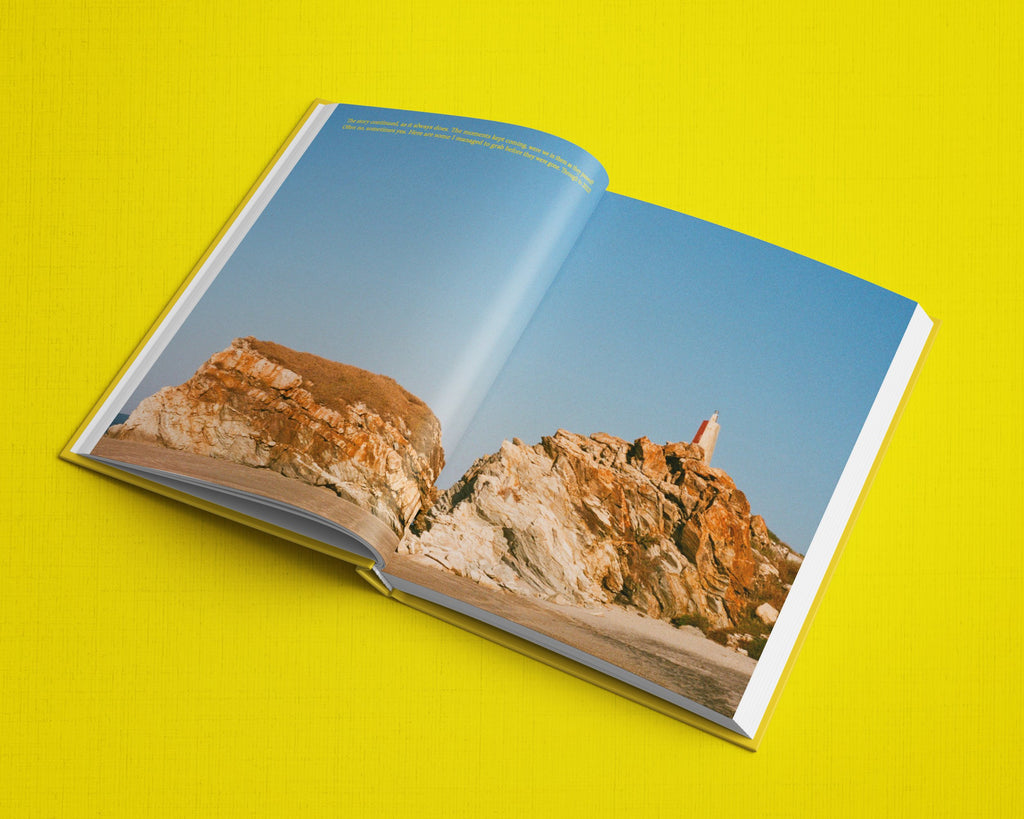 Must Art. Photobook