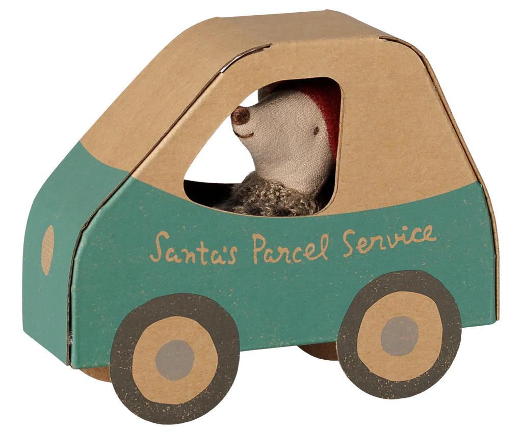 Christmas Mouse in a Car